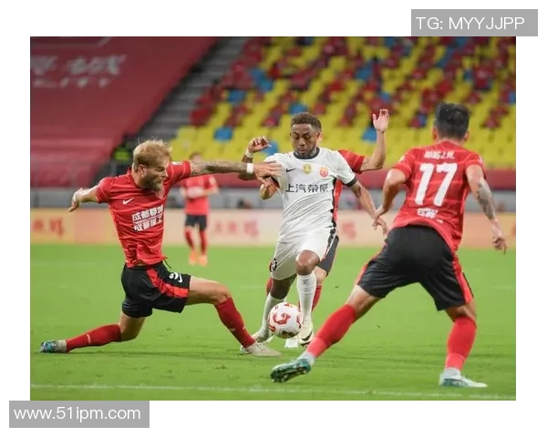 全运会回顾:成都足球队展现出强大实力与团队精神的精彩表现 全运会回顾:成都足球队展现出强大实力与团队精神的精彩表现