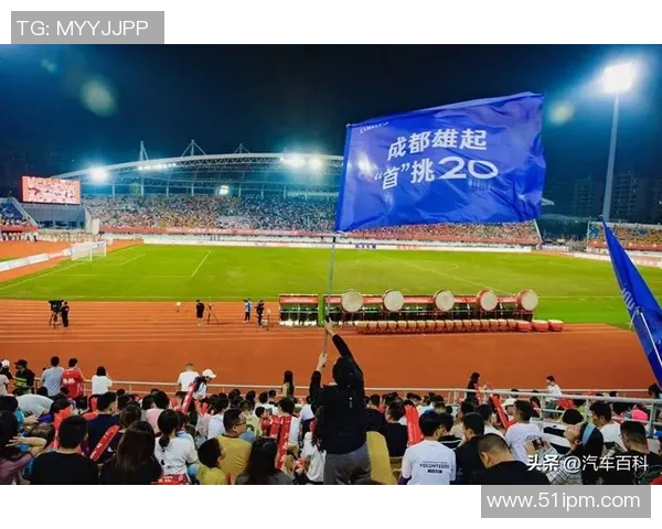 成都独家采访足球明星揭秘他们的训练生活与比赛心路历程